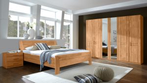 rauch ORANGE M Komplettzimmer mit Kleiderschrank, Doppelbettgestell und Nachttischen