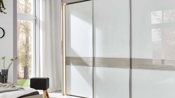 Interliving Schlafzimmer Serie 1009 - Stollenbeleuchtung 100