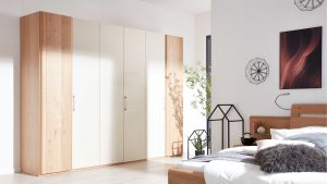 Interliving Schlafzimmer Serie 1013 - Kleiderschrank 98302