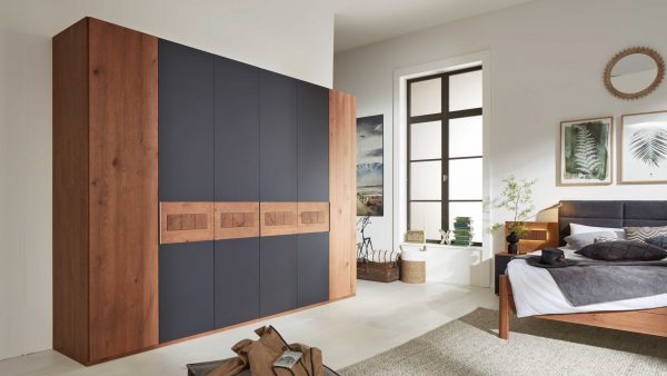 Interliving Schlafzimmer Serie 1022 - Kleiderschrank 97300
