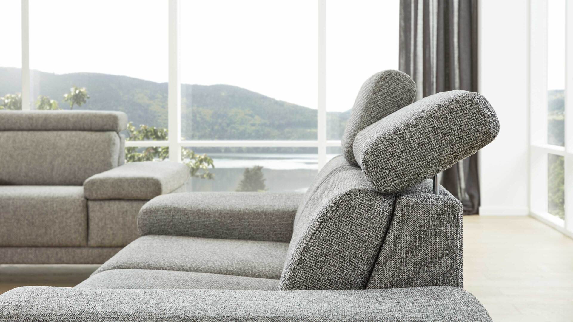 Interliving Sofa Serie 4252 - Kopfteilverstellung