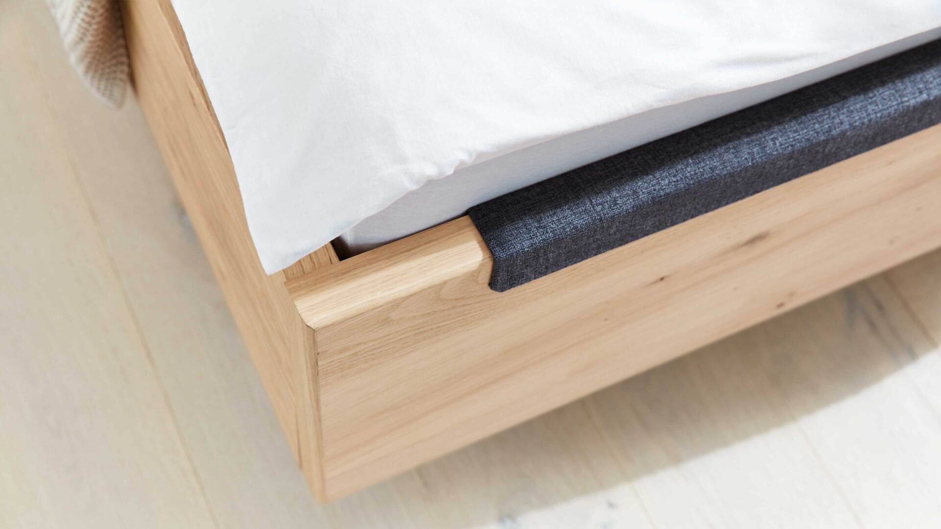 Interliving Schlafzimmer Serie 1023 - Polsterkante