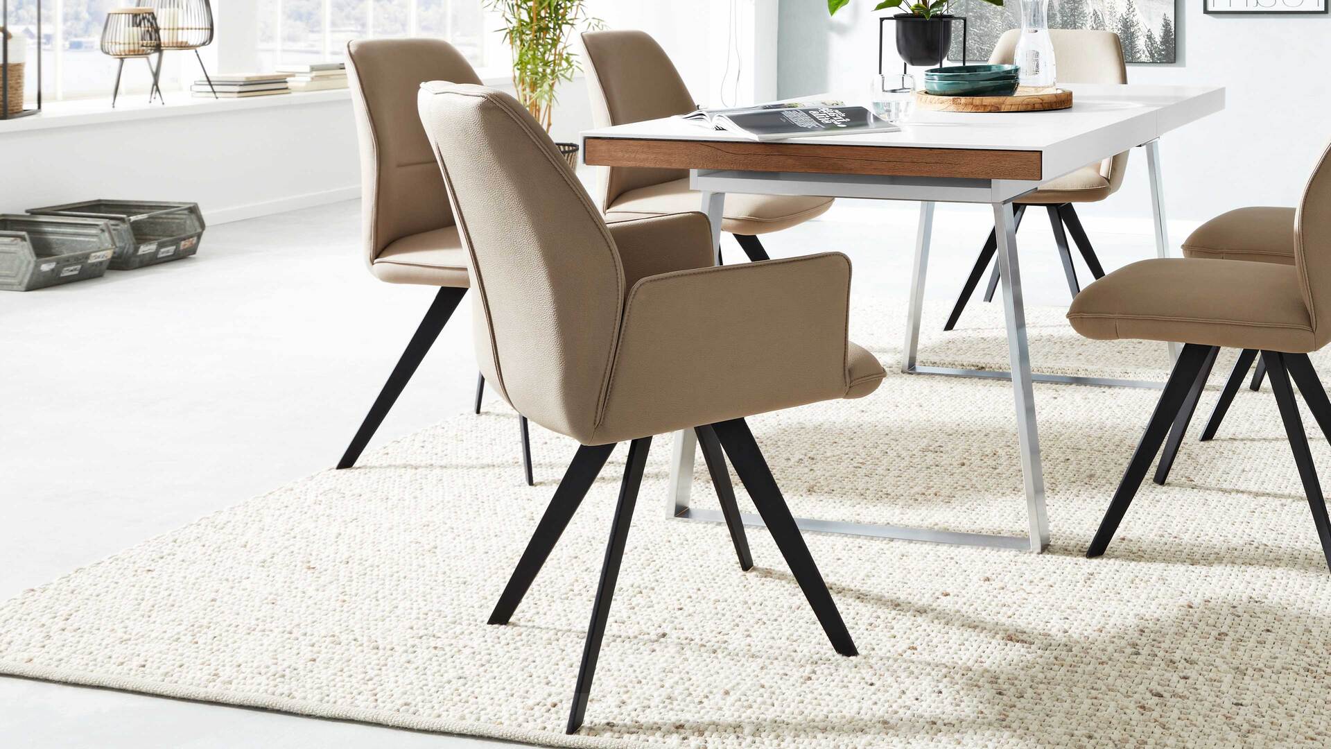 Interliving Esszimmer Serie 5102 - Armlehnstuhl V322