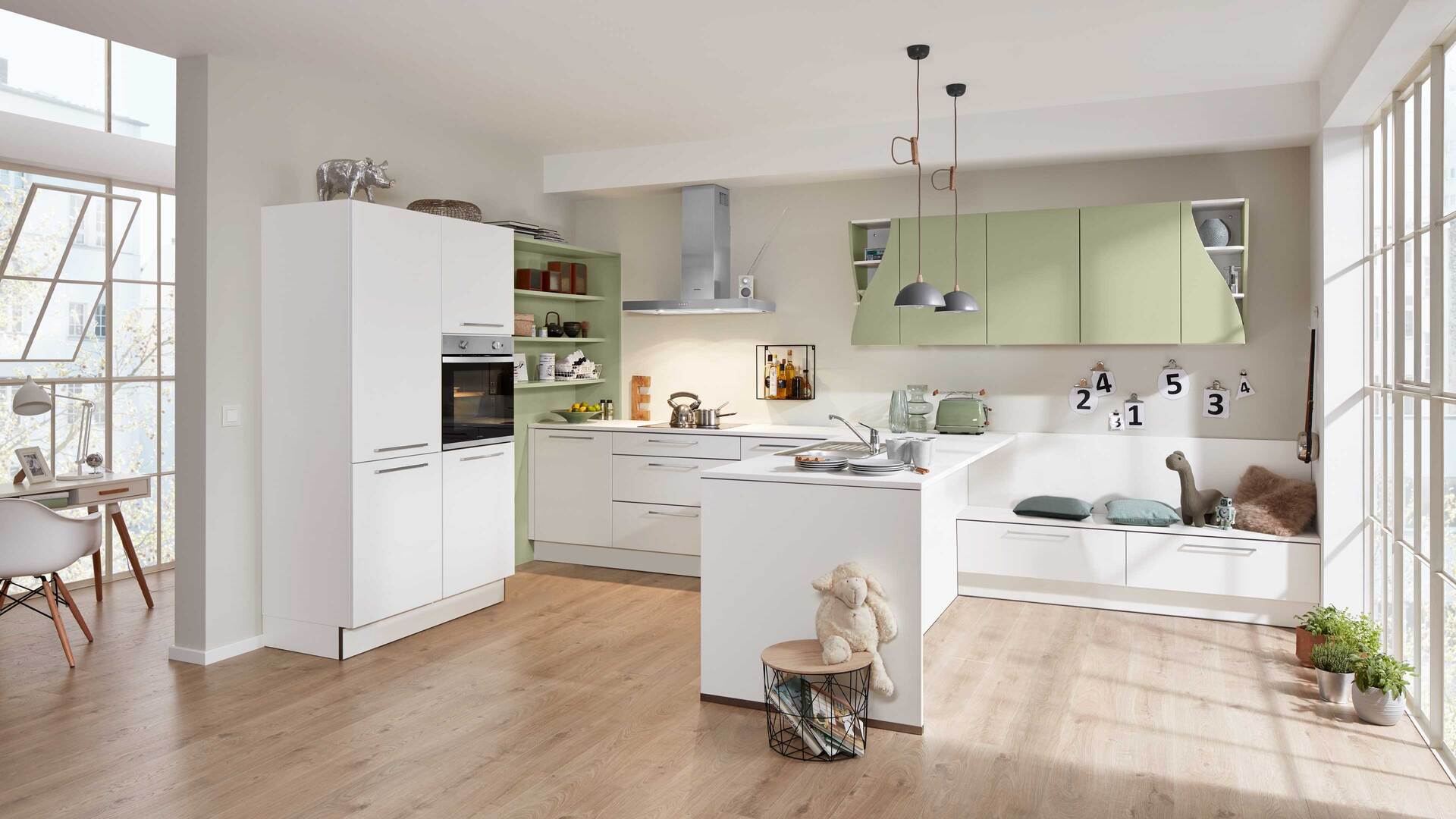 Interliving Küche Serie 3010 mit privileg Einbaugeräten
