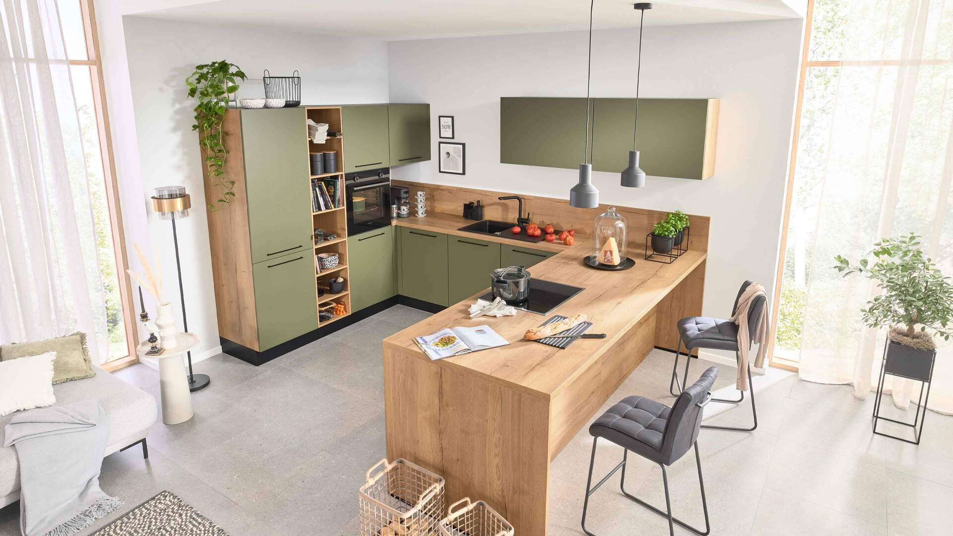 Interliving Küche Serie 3065 mit SIEMENS-Einbaugeräten