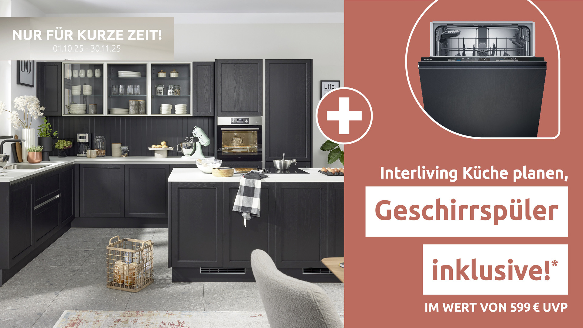 Interliving Küche Serie 3067 mit AEG Einbaugeräten